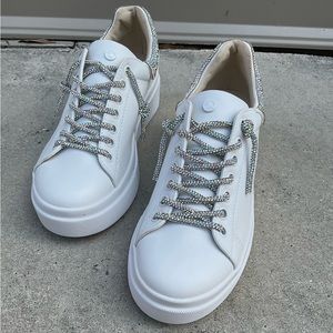 White slip on tennis with crystal encrusted laces and outer heel TTS yellow box